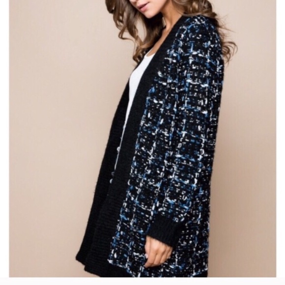 Black Comfy Cardigan - Picture 5 of 8